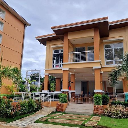 Condo In Camella Manors In Puerto Princesa Extérieur photo