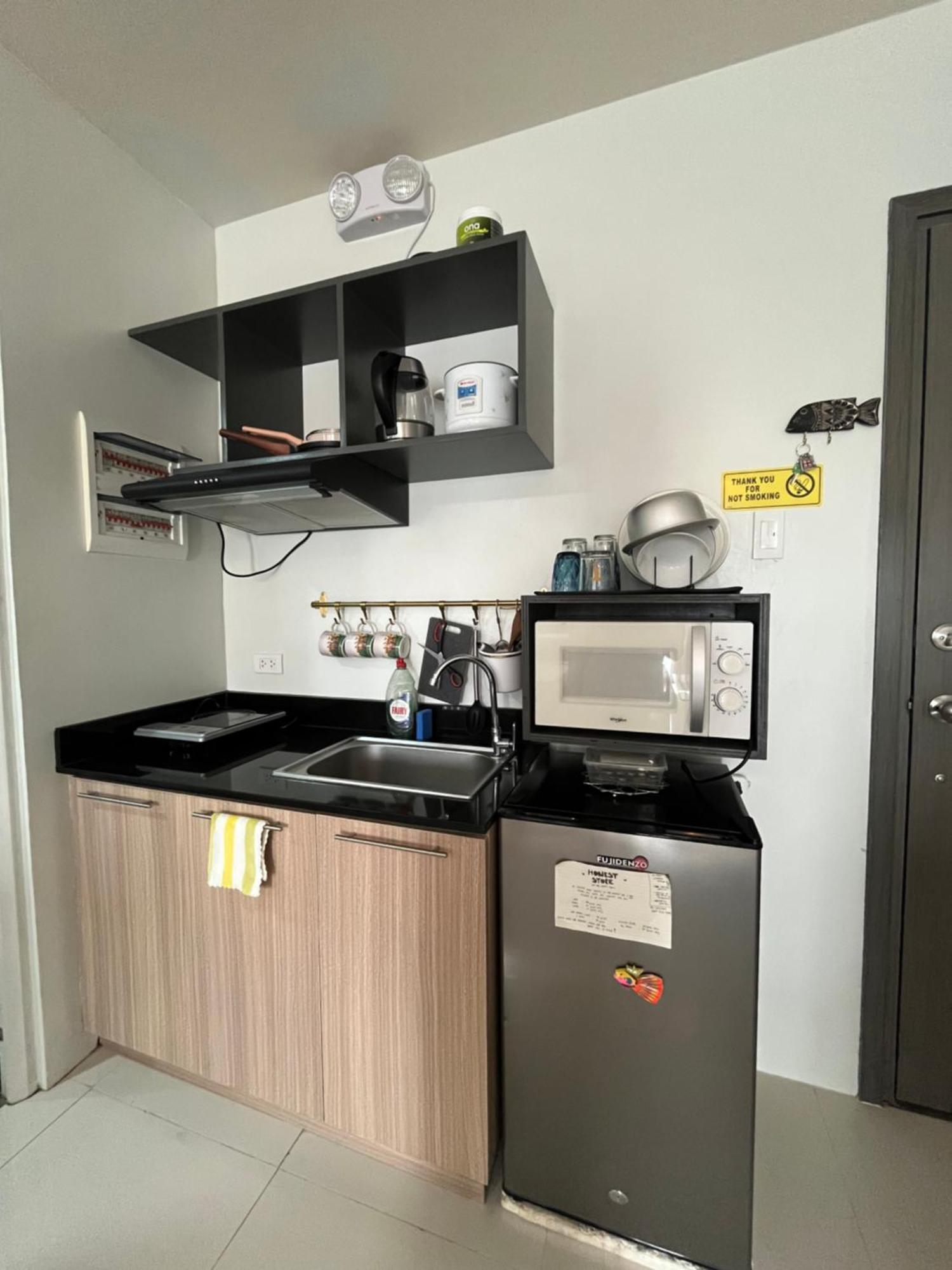Condo In Camella Manors In Puerto Princesa Extérieur photo